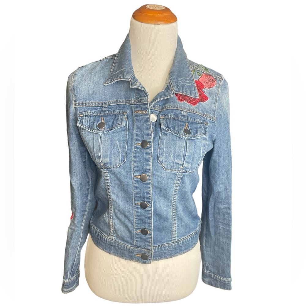Kut from the Kloth‎ embroidered women’s jean jacket, size medium
